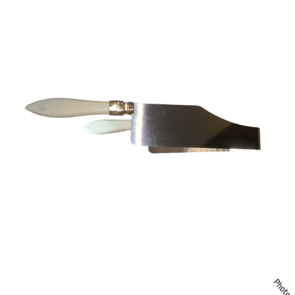 Debbie Meyer Cake Cutter Stainless Steel Handle Round Cake